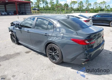 2025 Toyota Camry Se z USA, uszkodzony, nr VIN 4T1DAACKXSU555577